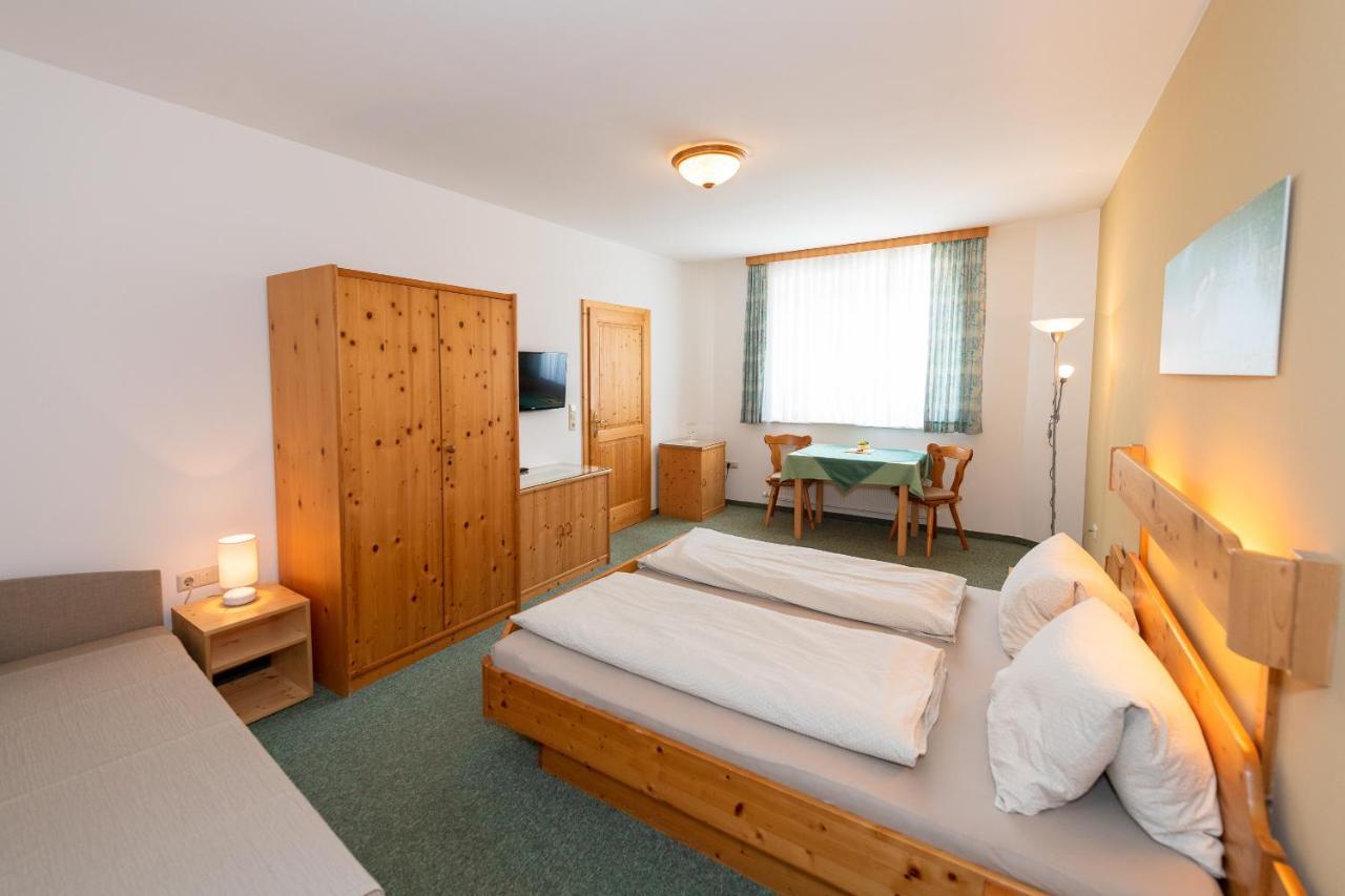 Pension & Weingut Storchenblick Illmitz Extérieur photo